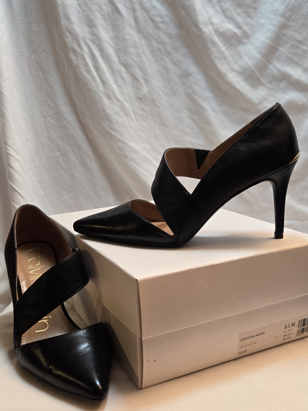 Calvin Klein Black Pointed-Toe Stiletto Pumps